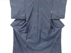 リサイクル　線描き模様織り出し本場泥大島紬着物